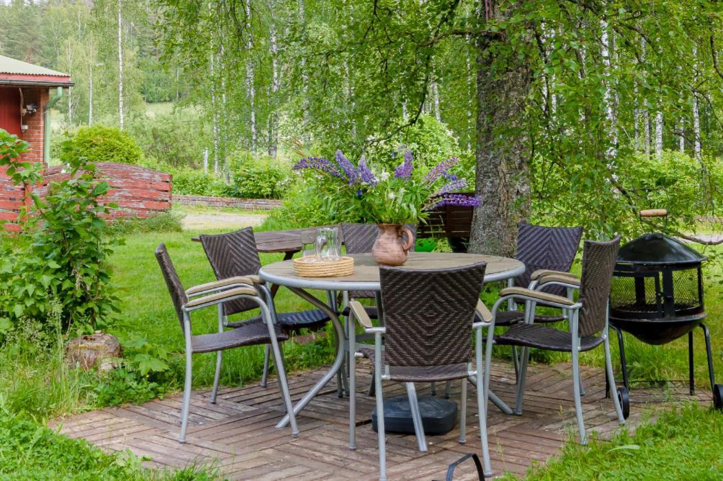 Poppelstrand Nuuksio, Pet Friendly Guest Apartment Εξωτερικό φωτογραφία